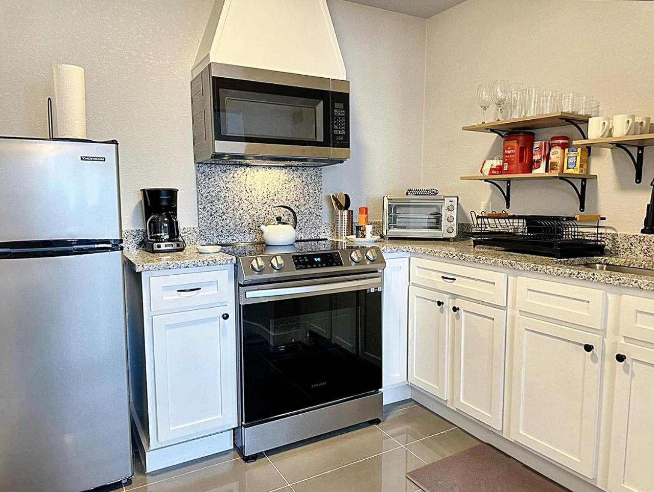 Full-Kitchen 2Br Near Plaza District #31A Villa Оклахома Сити Екстериор снимка